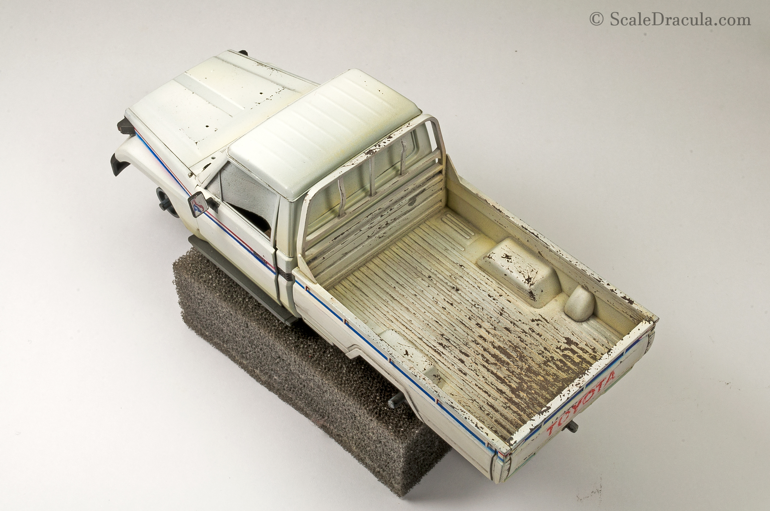 Base paint with some initial weathering, Toyota technical by Meng